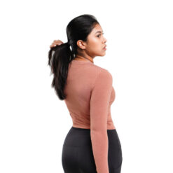 SheActive Infinity Long Sleeve Training Crop – Creamy Peach 8